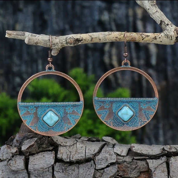 Jewelry - WESTERN style earrings